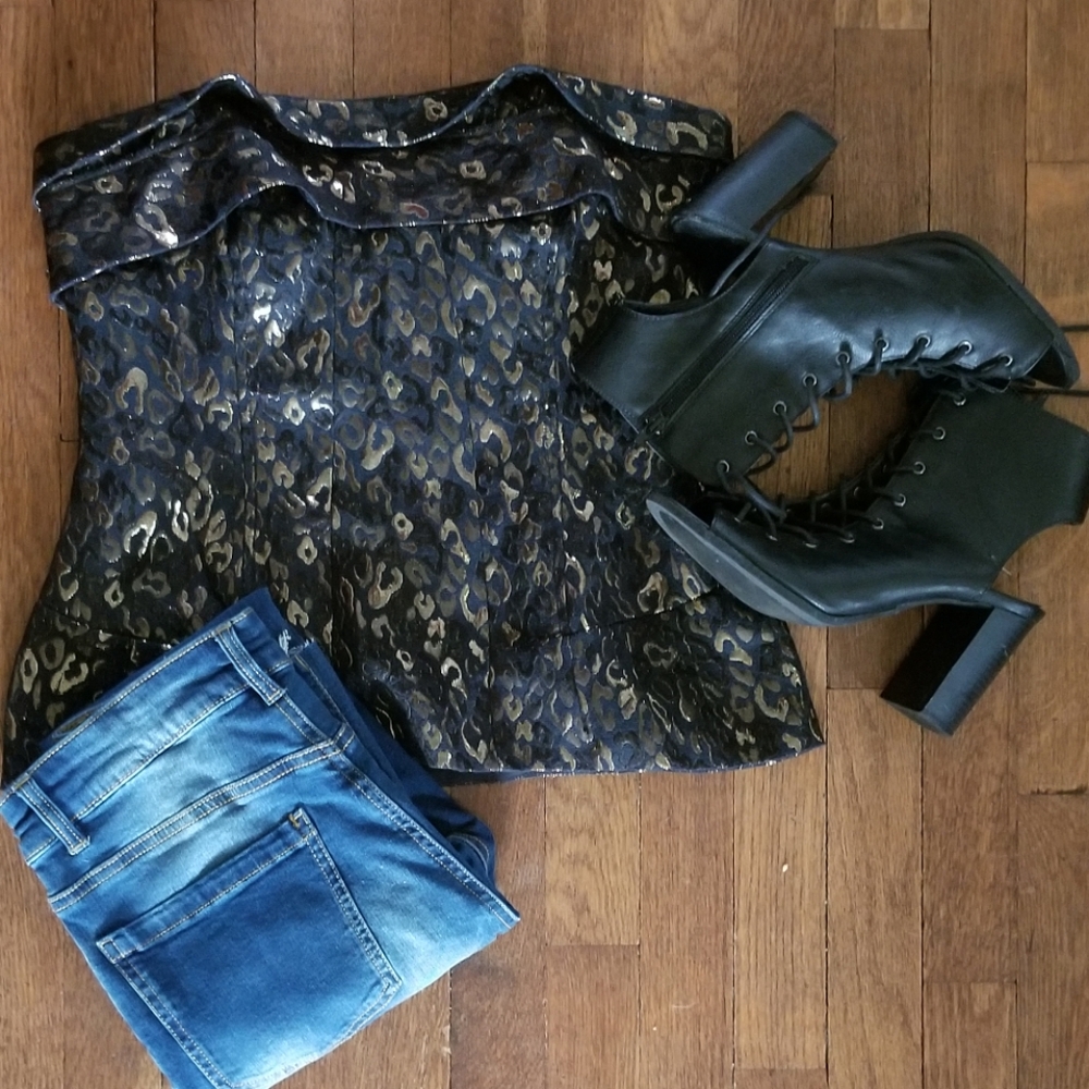 Moda International leopard print corset top